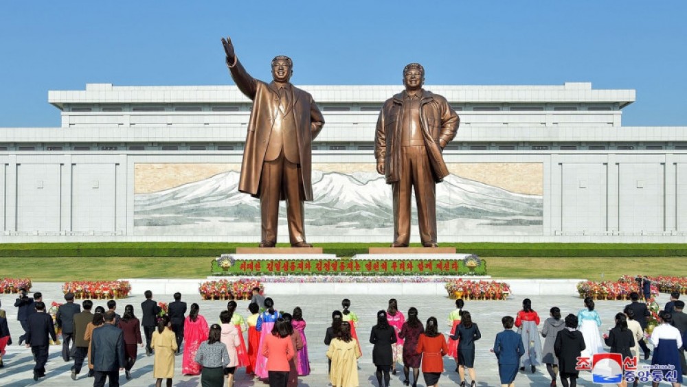 A murit fratele fondatorului Coreii de Nord. Kim Yong Ju avea 101 ani